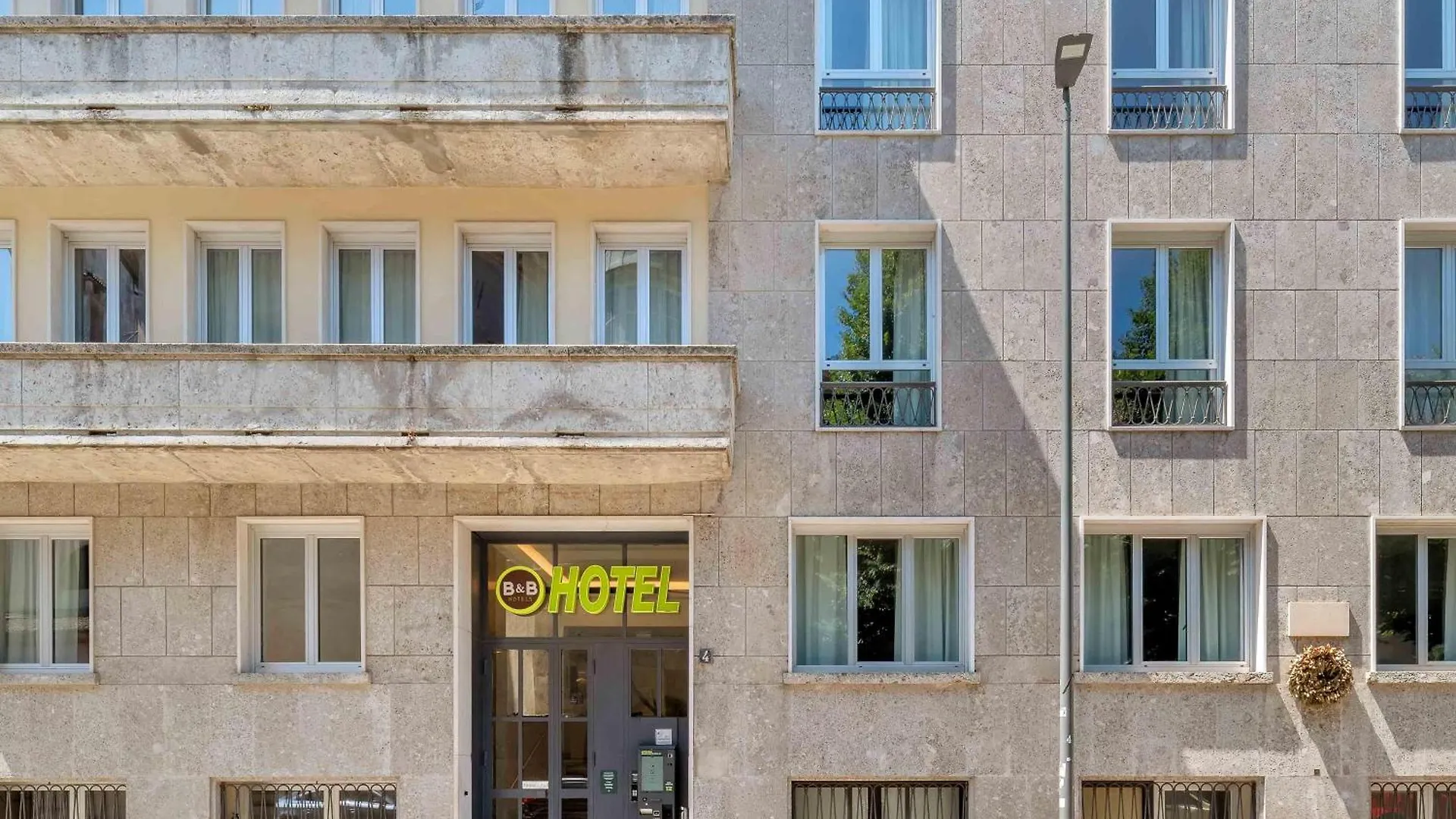 B&B Hotel Milano Sant'Ambrogio